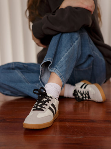 Wild Bay Sneakers