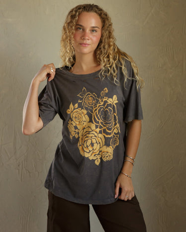 Molly Green - Gotta Be Golden Tee - Graphics