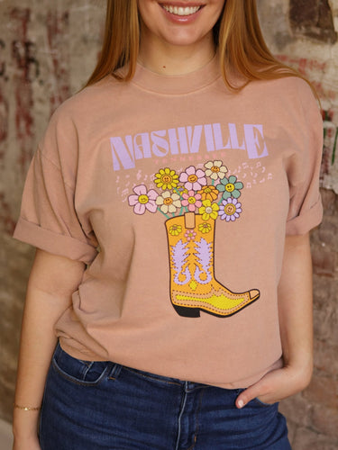 Molly Green - Nashville Bootiful Tee - Graphics