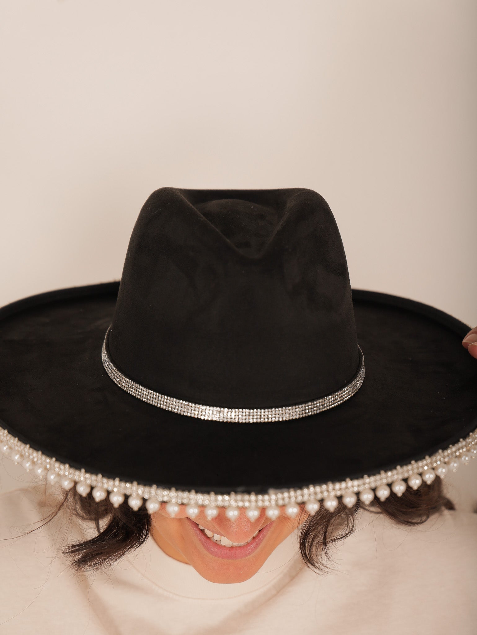 Molly Green - A Shine Line Hat - Accessories