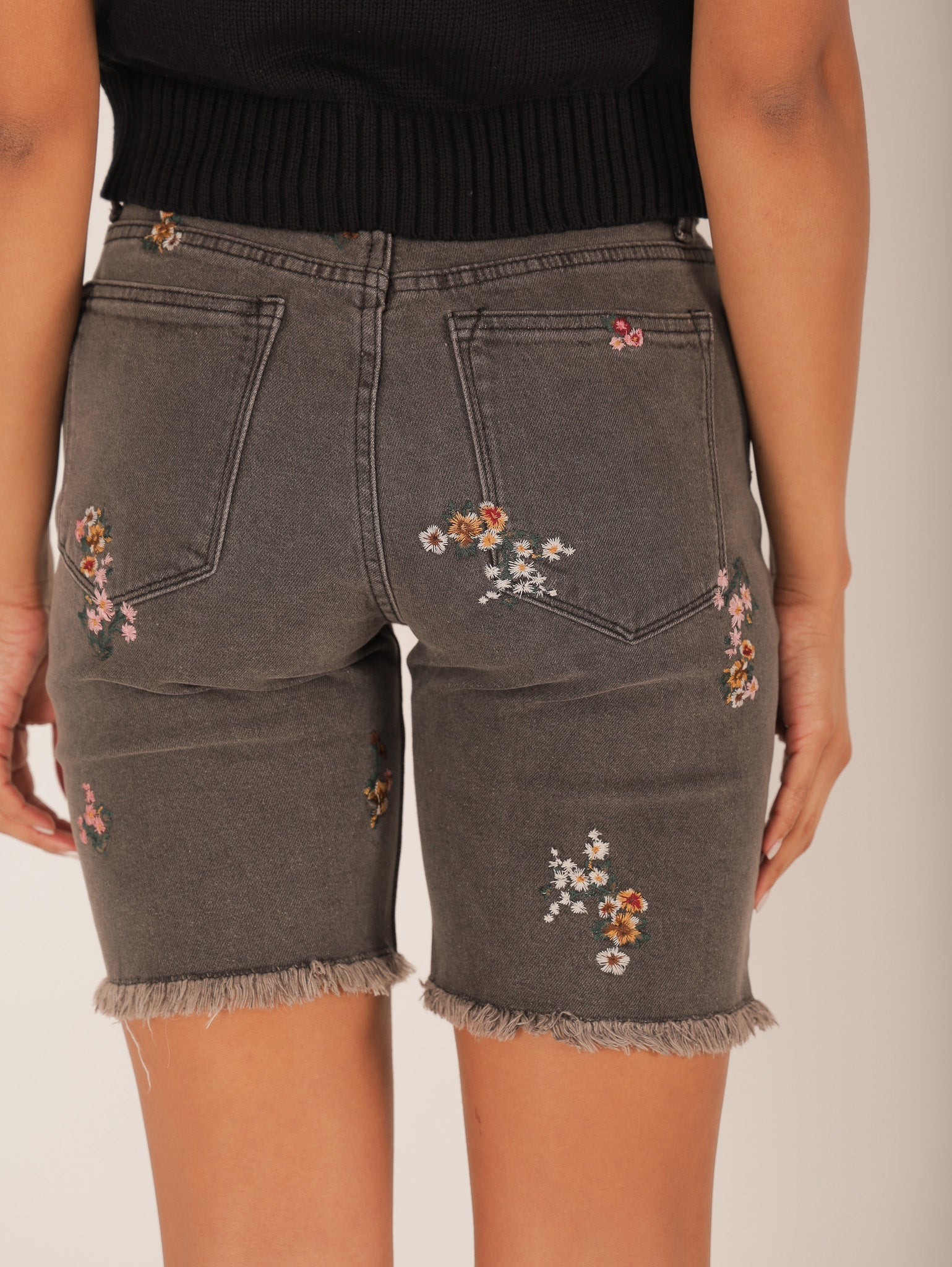 Molly Green - Mylena Flower Shorts - Shorts