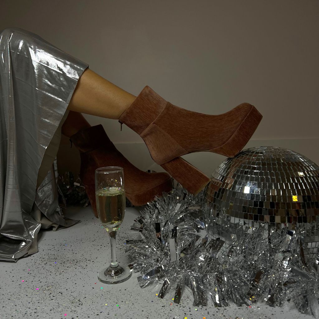 New Year's Eve 2023: Dressing Up for Your Perfect Celebration - Molly Green