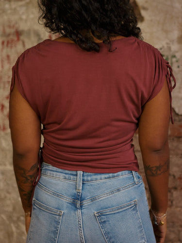 Amari Scrunch Tee