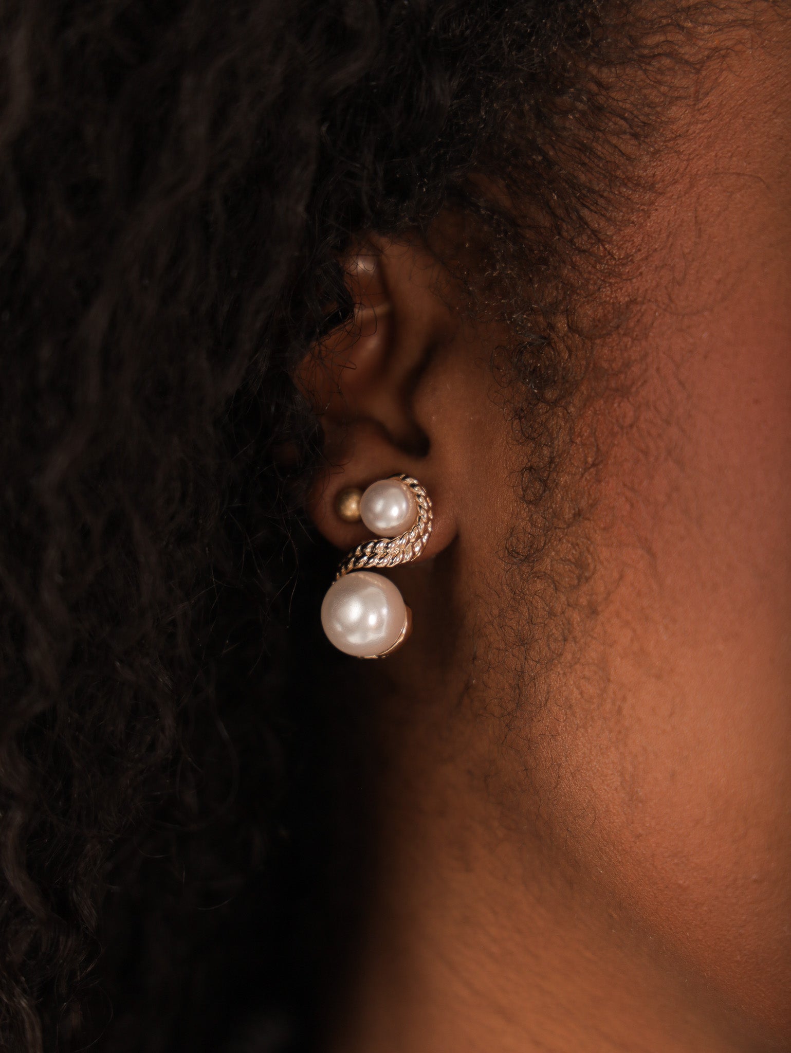 Molly Green - Alyssa Pearl Earrings - Jewelry