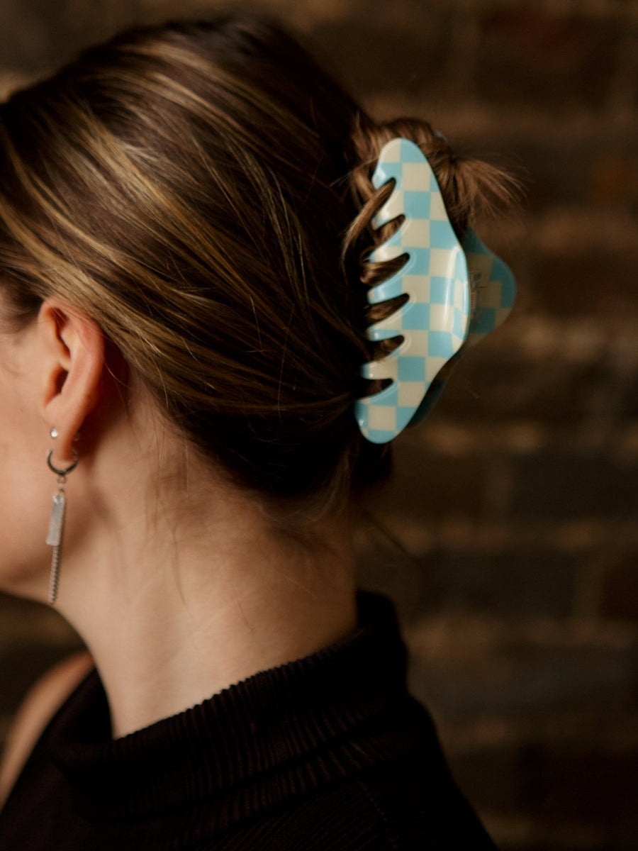 Molly Green - Check It Out Hair Claw - Accessories