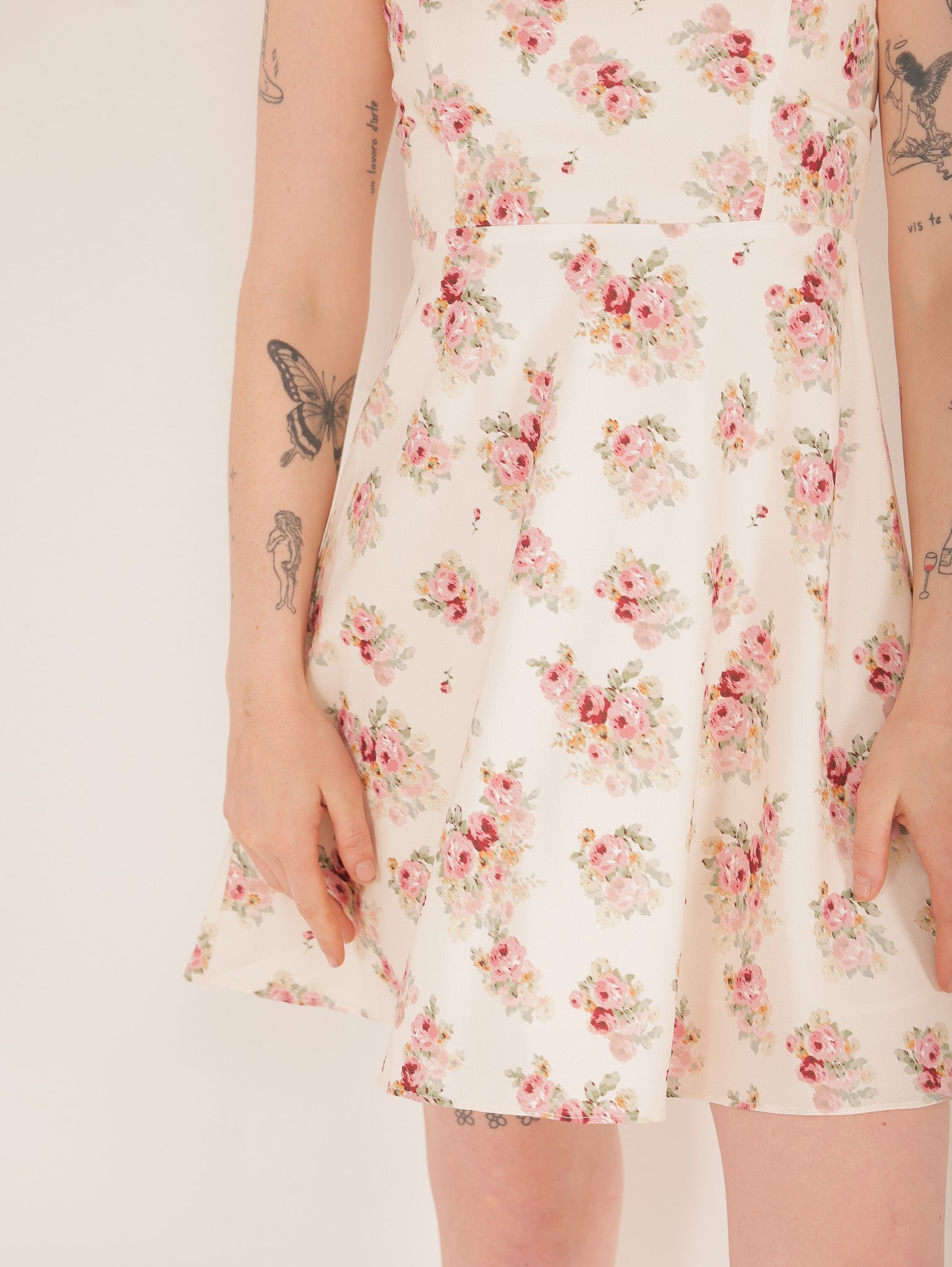 Molly Green - Joanie Flower Dress - Casual_Dresses