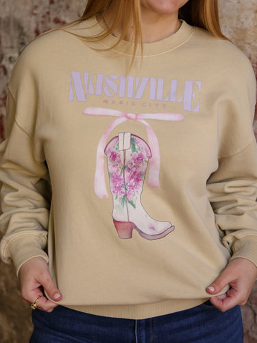 Molly Green - Nashville Boot & Bow Sweatshirt - Graphics