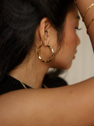 Molly Green - Vanessa Medium Twist Hoops - Jewelry