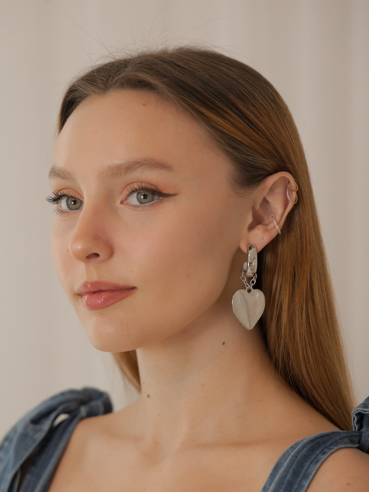 Molly Green - Hanging Hearts Earrings - Jewelry