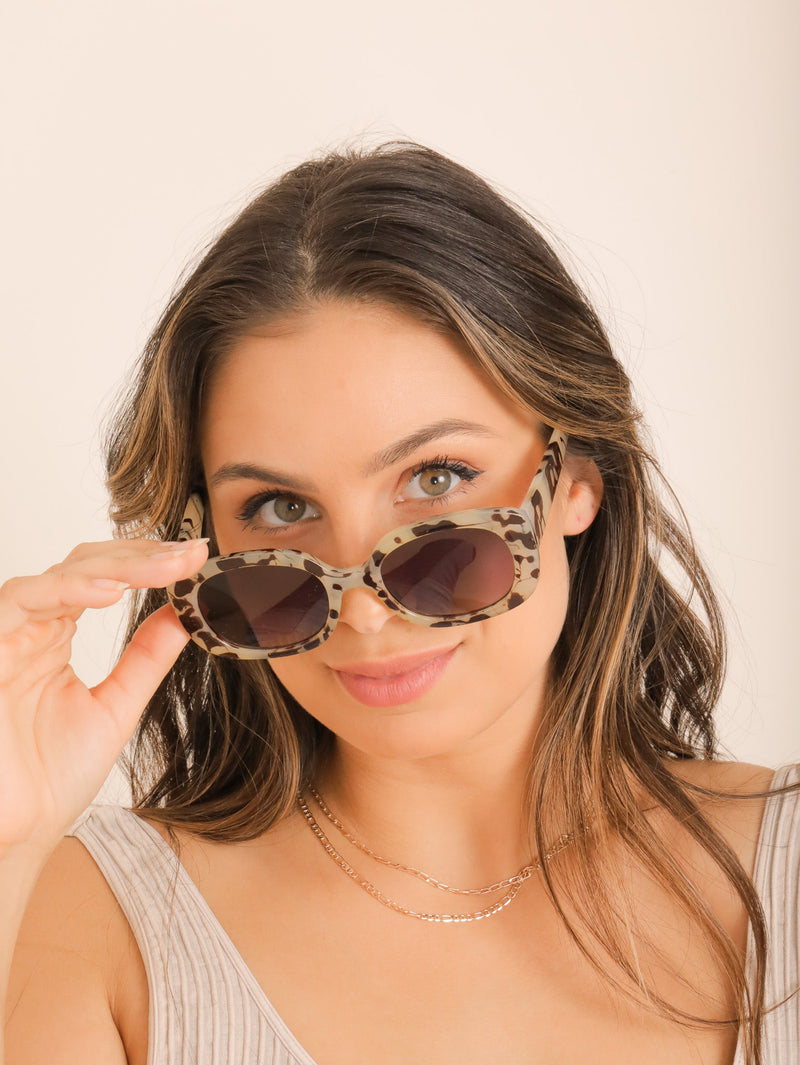 Molly Green - Hot Mama Sunnies - Accessories