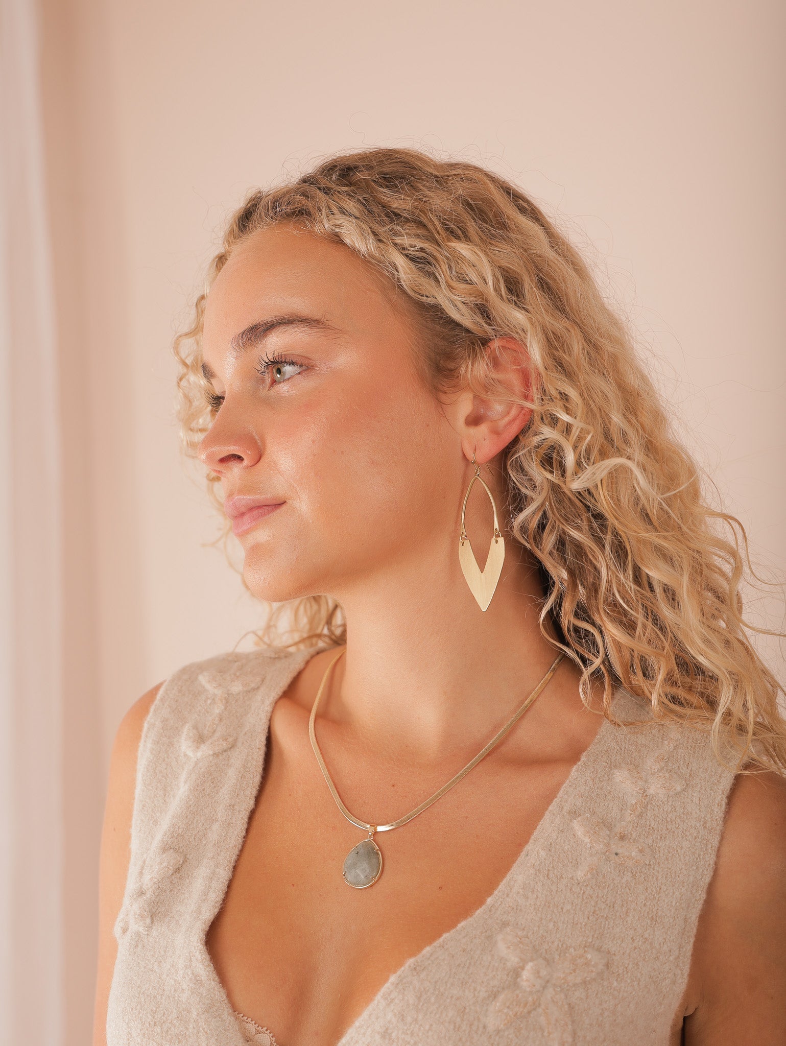 Molly Green - Never Leave Necklace - Jewelry